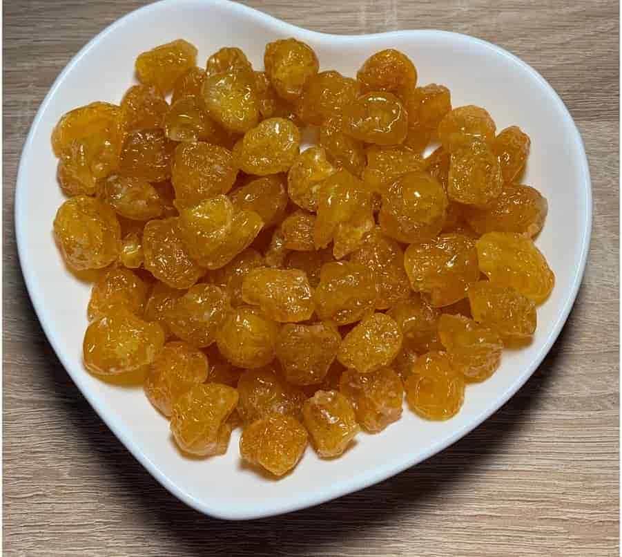 تصویر 1 از کشمش طلایی تیزابی نرم و لطیف